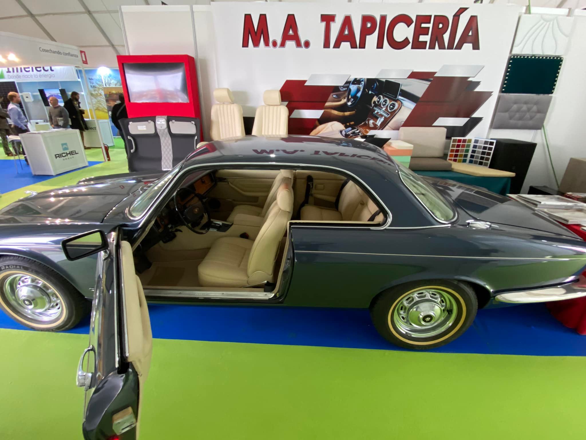 M.A. TAPICERÍA